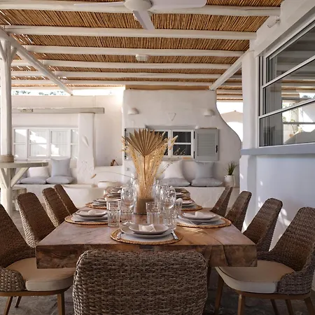 Beachhouse Small Santa Maria By Naoussa Direct Access