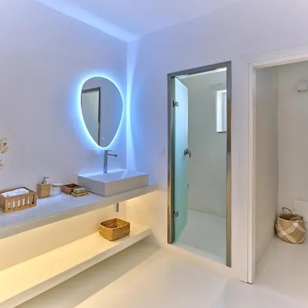 Willa Beachhouse Small Santa Maria By Naoussa Direct Access *
