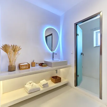 Beachhouse Small Santa Maria By Naoussa Direct Access Willa *