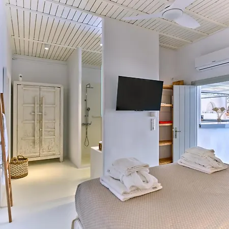 Beachhouse Small Santa Maria By Naoussa Direct Access Willa Santa Maria (Paros)
